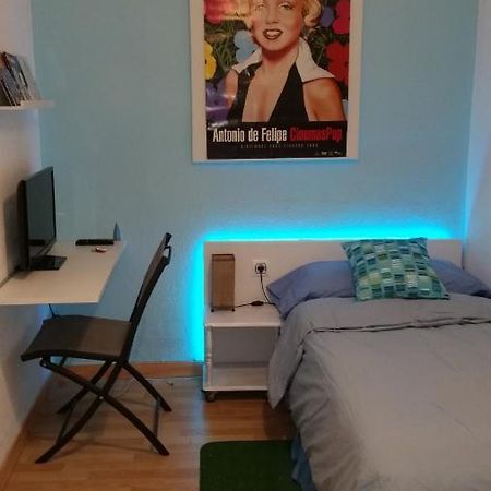 Habitacion Junto Torres Serranos Valensiya Dış mekan fotoğraf